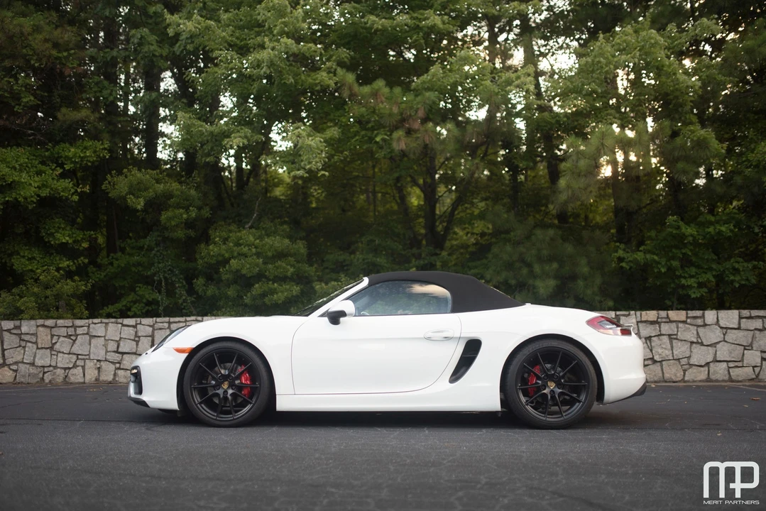 2016 Porsche 981 Boxster GTS - Image 9 of 31