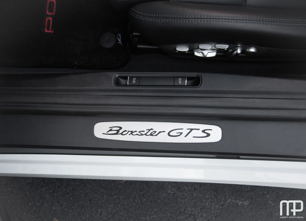 2016 Porsche 981 Boxster GTS - Image 16 of 31