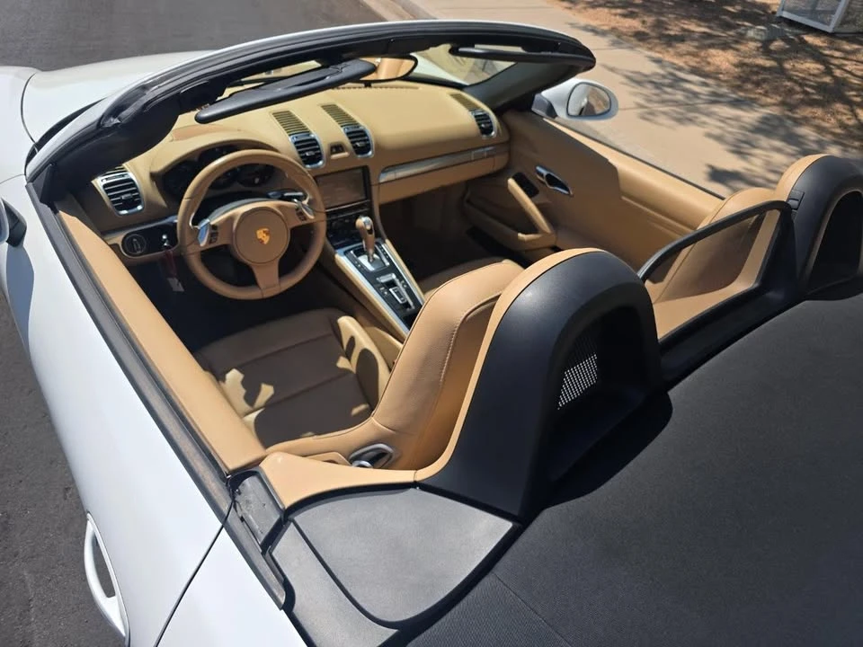 2016 Porsche 981 Boxster - Image 10 of 20