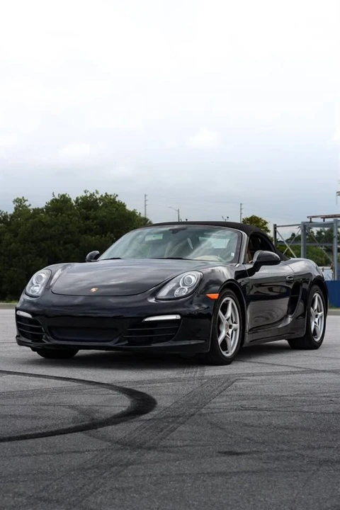 2016 Porsche 718 Boxster Spyder RS - Image 3 of 15