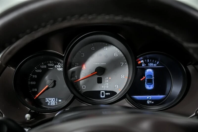 2016 Porsche Boxster - Image 27 of 31