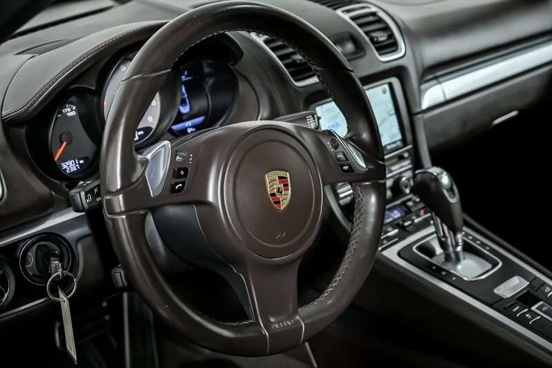 2016 Porsche Boxster - Image 25 of 31
