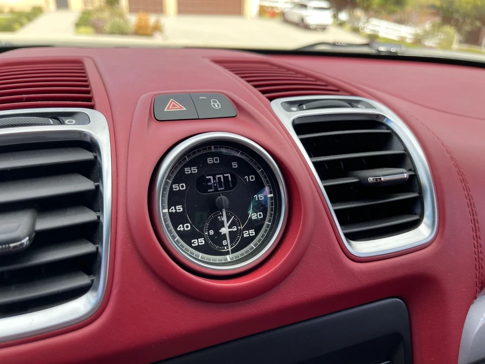 2016 Porsche 981 Boxster Spyder - Image 3 of 10