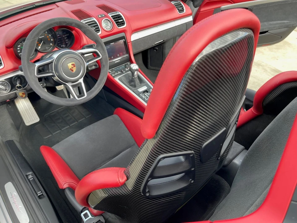 2016 Porsche 981 Boxster Spyder - Image 6 of 10