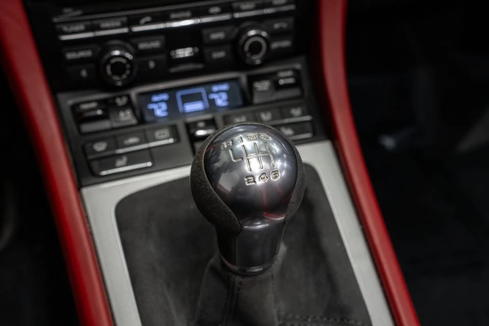 2016 Porsche 981 Boxster Spyder - Image 15 of 19