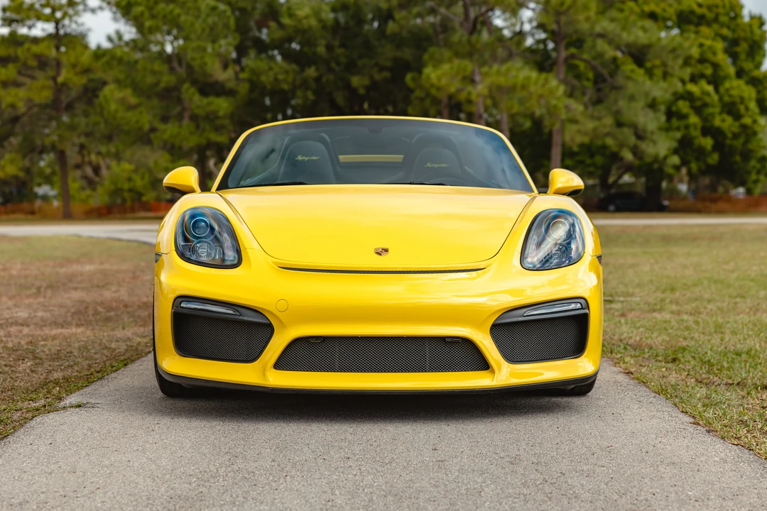 2016 Porsche 981 Boxster Spyder - Image 2 of 31