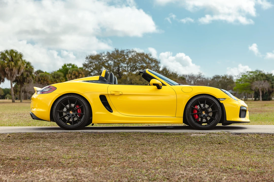 2016 Porsche 981 Boxster Spyder - Image 4 of 31
