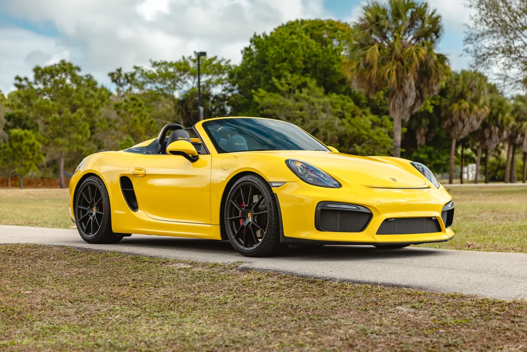 2016 Porsche 981 Boxster Spyder - Image 3 of 31