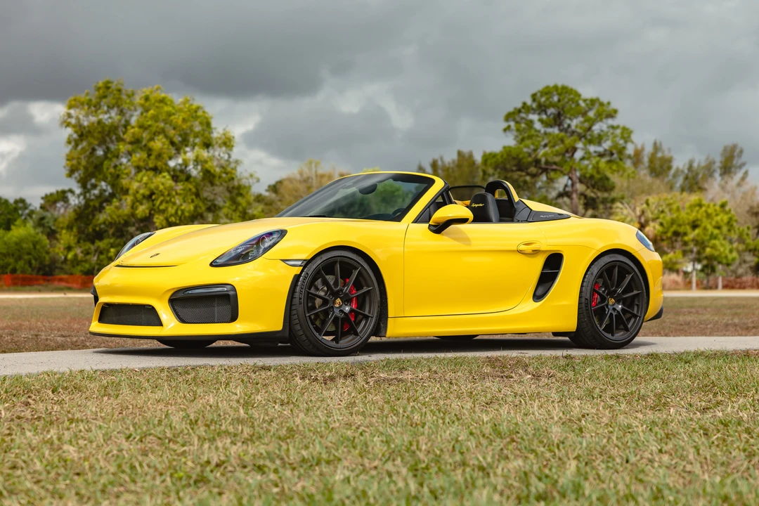 2016 Porsche 981 Boxster Spyder - Image 9 of 31