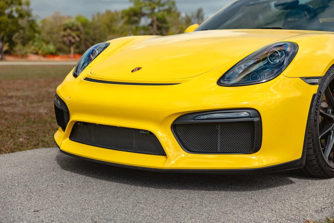 2016 Porsche 981 Boxster Spyder - Image 13 of 31