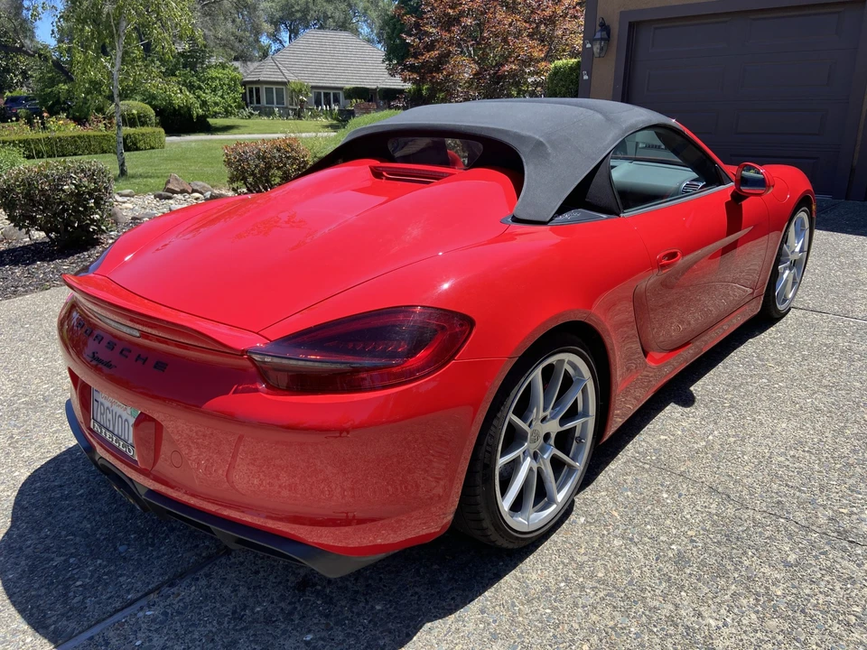 2016 Porsche 981 Boxster Spyder - Image 20 of 31