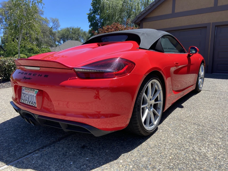 2016 Porsche 981 Boxster Spyder - Image 21 of 31