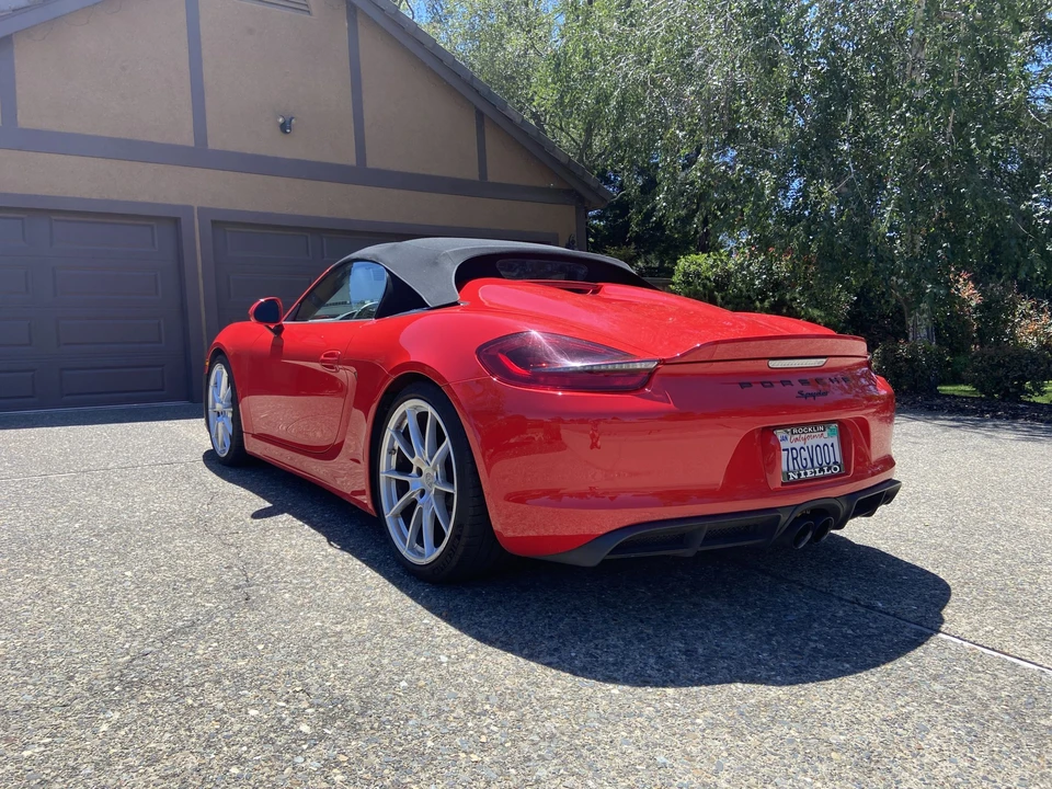 2016 Porsche 981 Boxster Spyder - Image 29 of 31