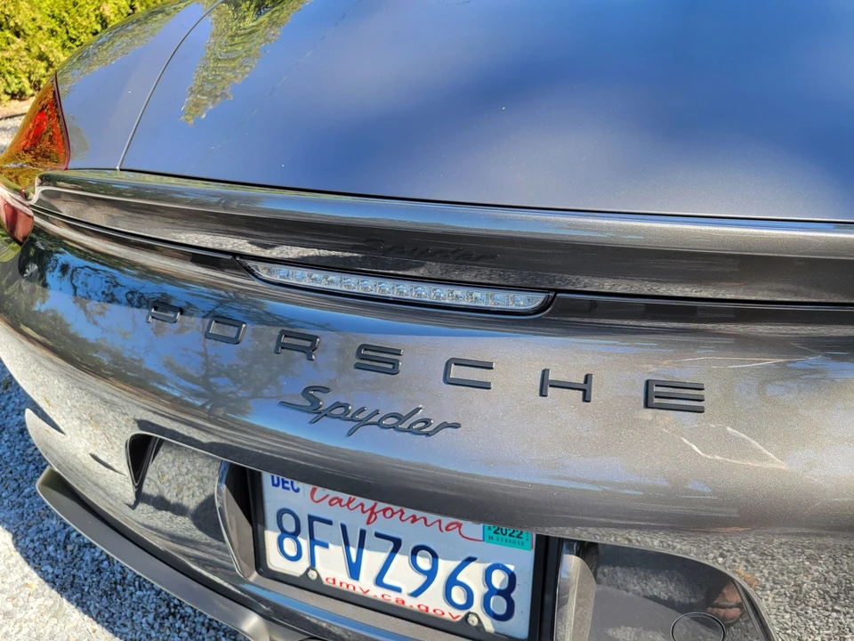 2016 Porsche 981 Boxster Spyder - Image 11 of 20