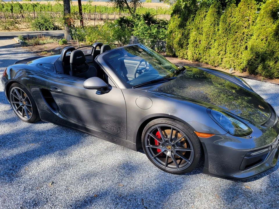2016 Porsche 981 Boxster Spyder - Image 13 of 20