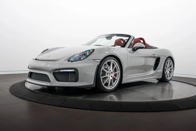 2016 Porsche 981 Boxster Spyder - Image 2 of 31