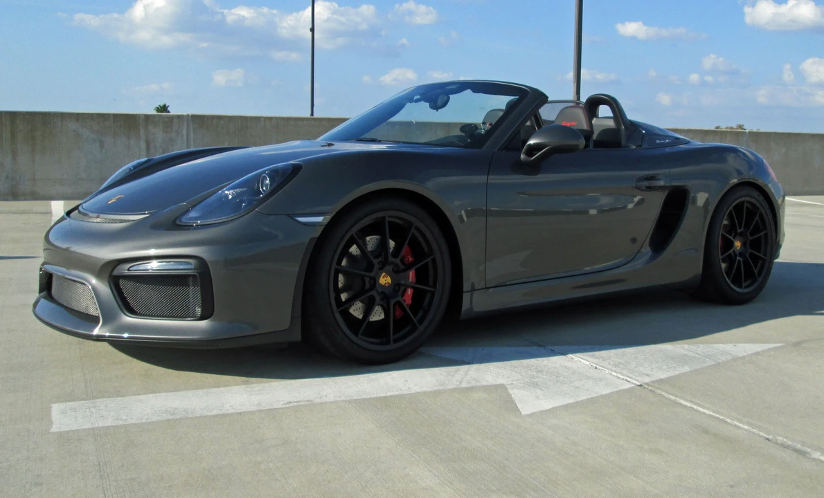 2016 Porsche 981 Boxster Spyder - Image 4 of 10