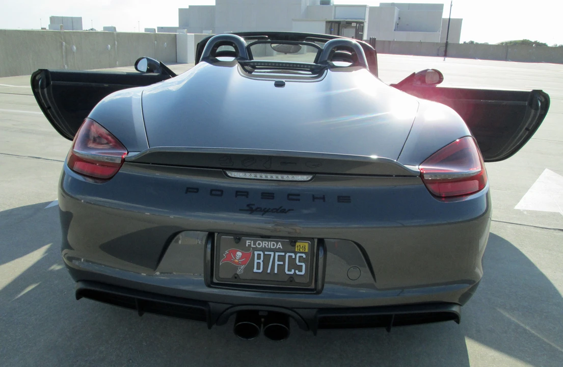 2016 Porsche 981 Boxster Spyder - Image 9 of 10