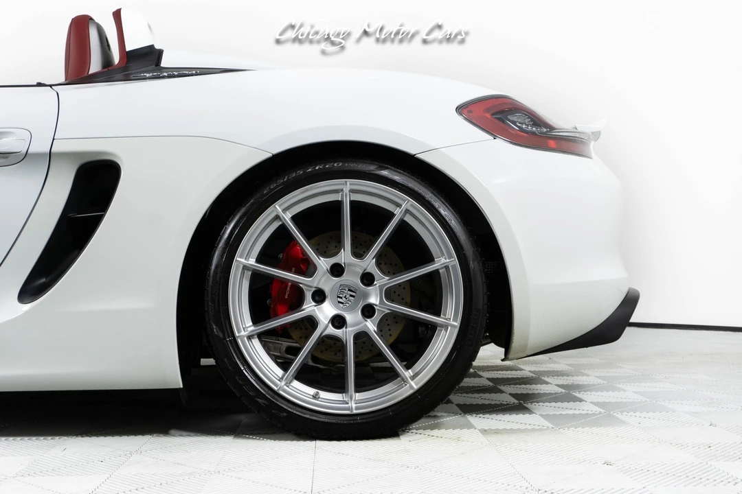 2016 Porsche 981 Boxster Spyder - Image 4 of 12