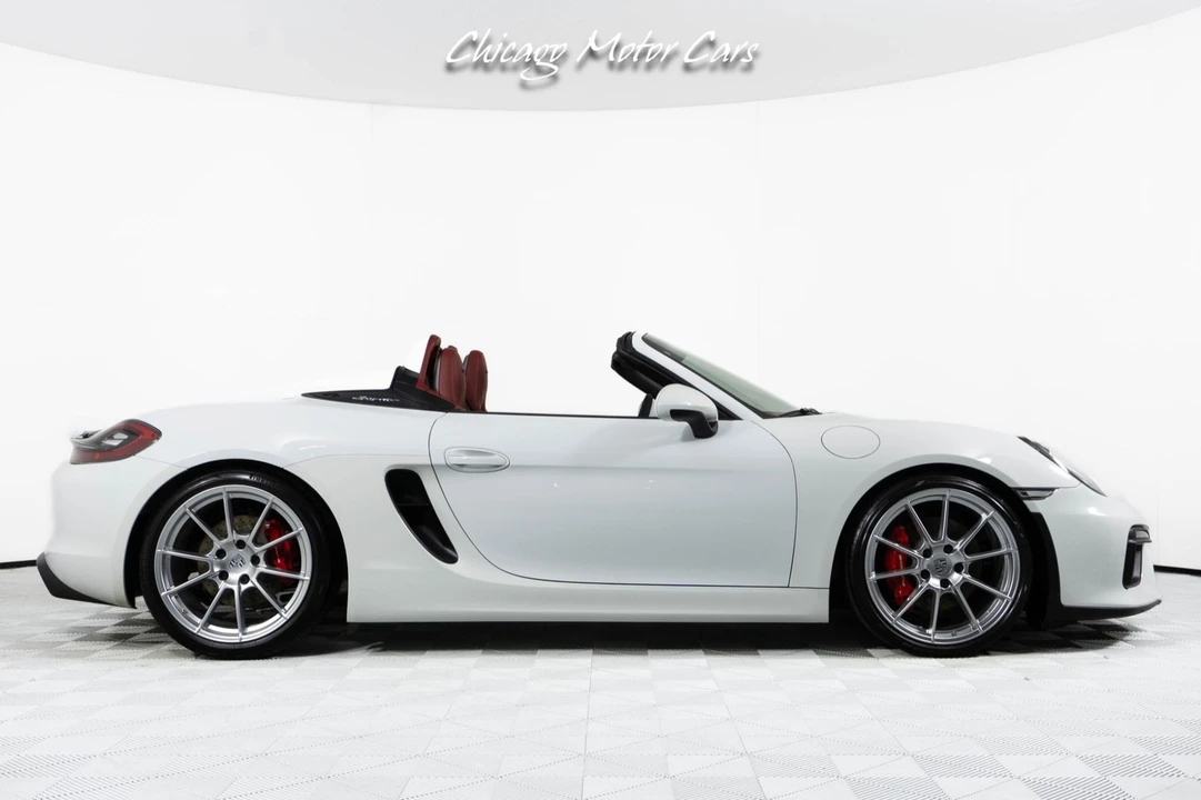 2016 Porsche 981 Boxster Spyder - Image 9 of 12