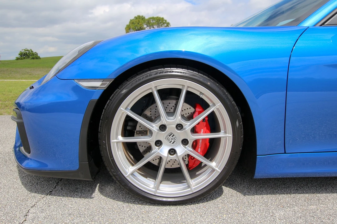 2016 Porsche 981 Boxster Spyder - Image 12 of 31