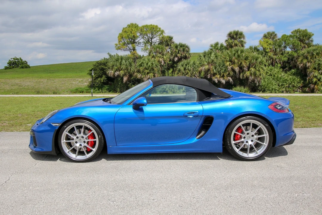 2016 Porsche 981 Boxster Spyder - Image 14 of 31