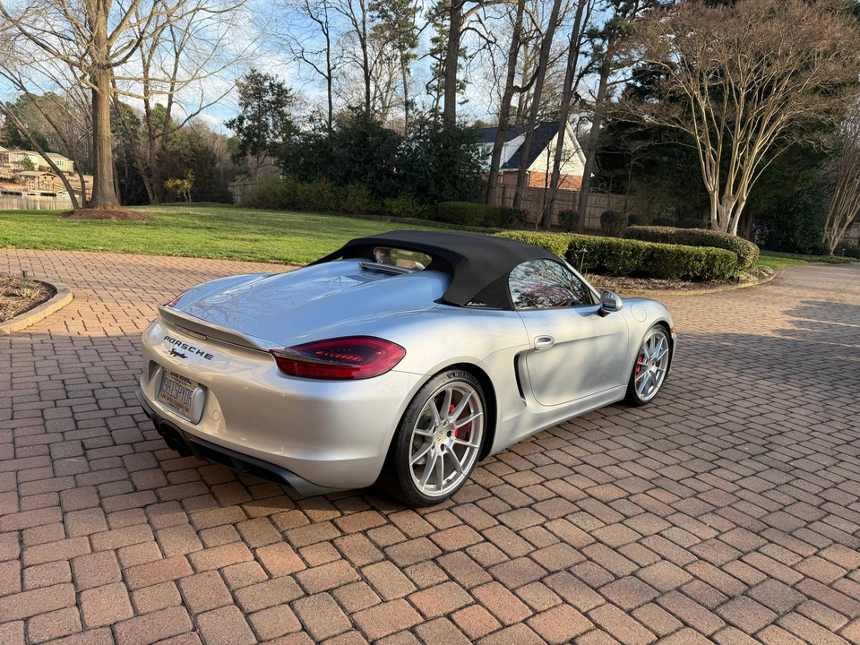 2016 Porsche 981 Boxster Spyder - Image 21 of 31