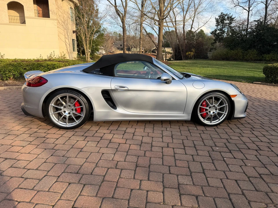 2016 Porsche 981 Boxster Spyder - Image 22 of 31