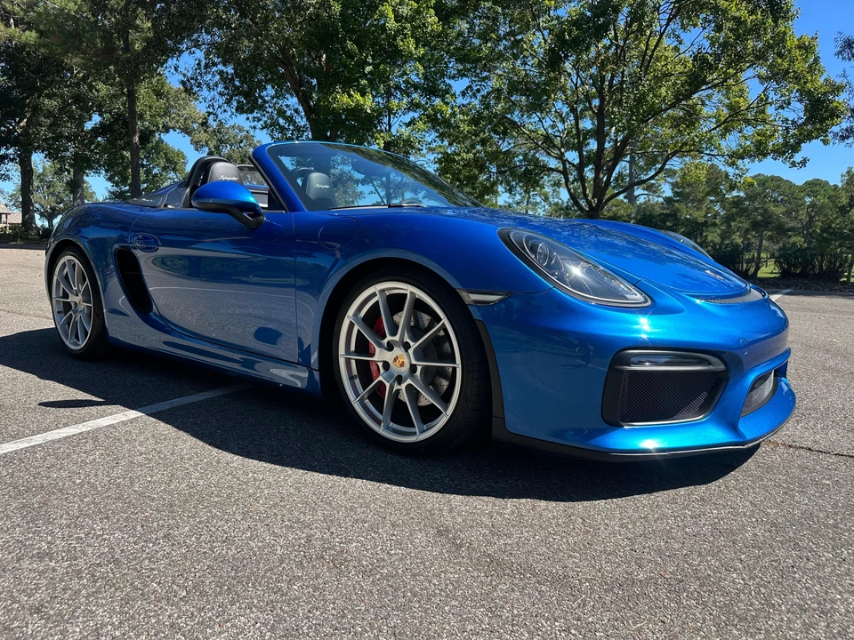 2016 Porsche 981 Boxster Spyder - Image 15 of 31