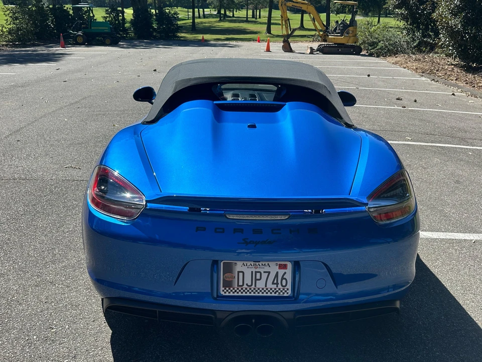 2016 Porsche 981 Boxster Spyder - Image 26 of 31