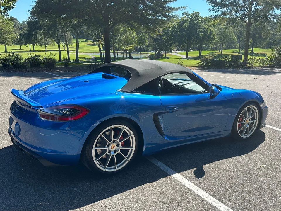 2016 Porsche 981 Boxster Spyder - Image 27 of 31