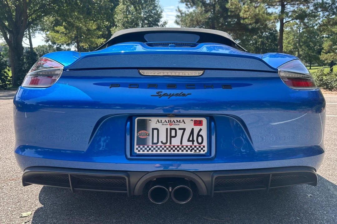 2016 Porsche 981 Boxster Spyder - Image 5 of 31