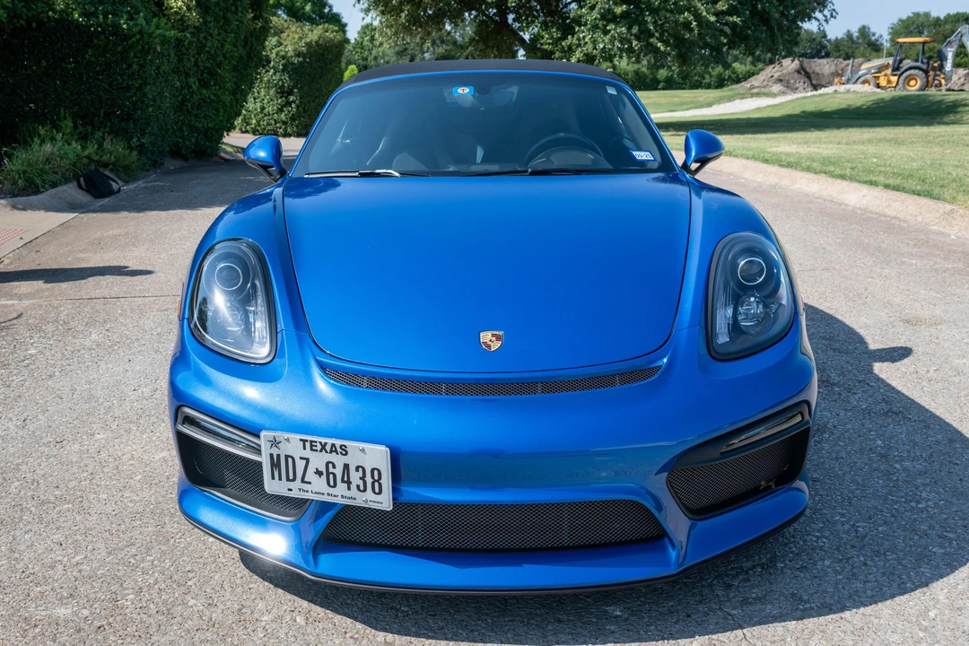 2016 Porsche 981 Boxster Spyder - Image 11 of 31
