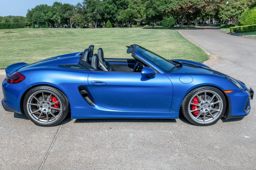 2016 Porsche 981 Boxster Spyder - Image 10 of 31