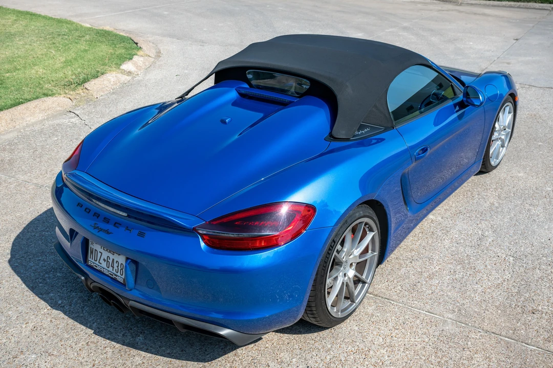 2016 Porsche 981 Boxster Spyder - Image 17 of 31