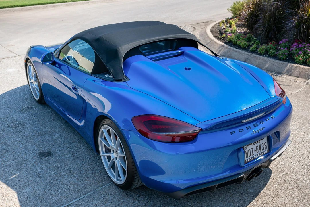 2016 Porsche 981 Boxster Spyder - Image 15 of 31