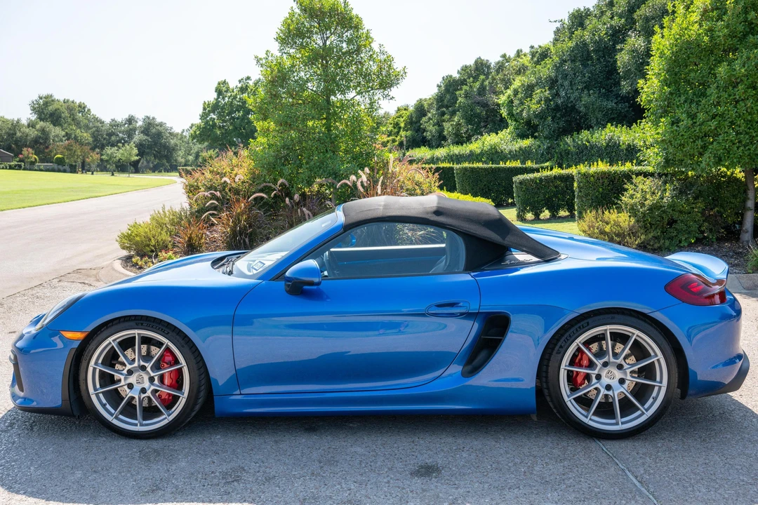 2016 Porsche 981 Boxster Spyder - Image 3 of 31