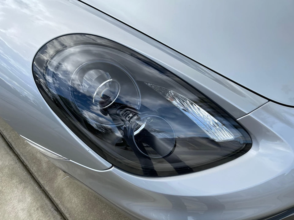2016 Porsche 981 Boxster Spyder - Image 10 of 31