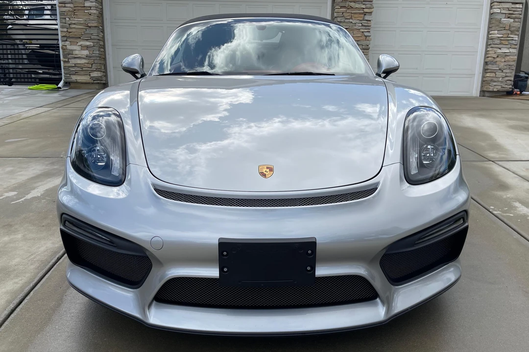2016 Porsche 981 Boxster Spyder - Image 2 of 31