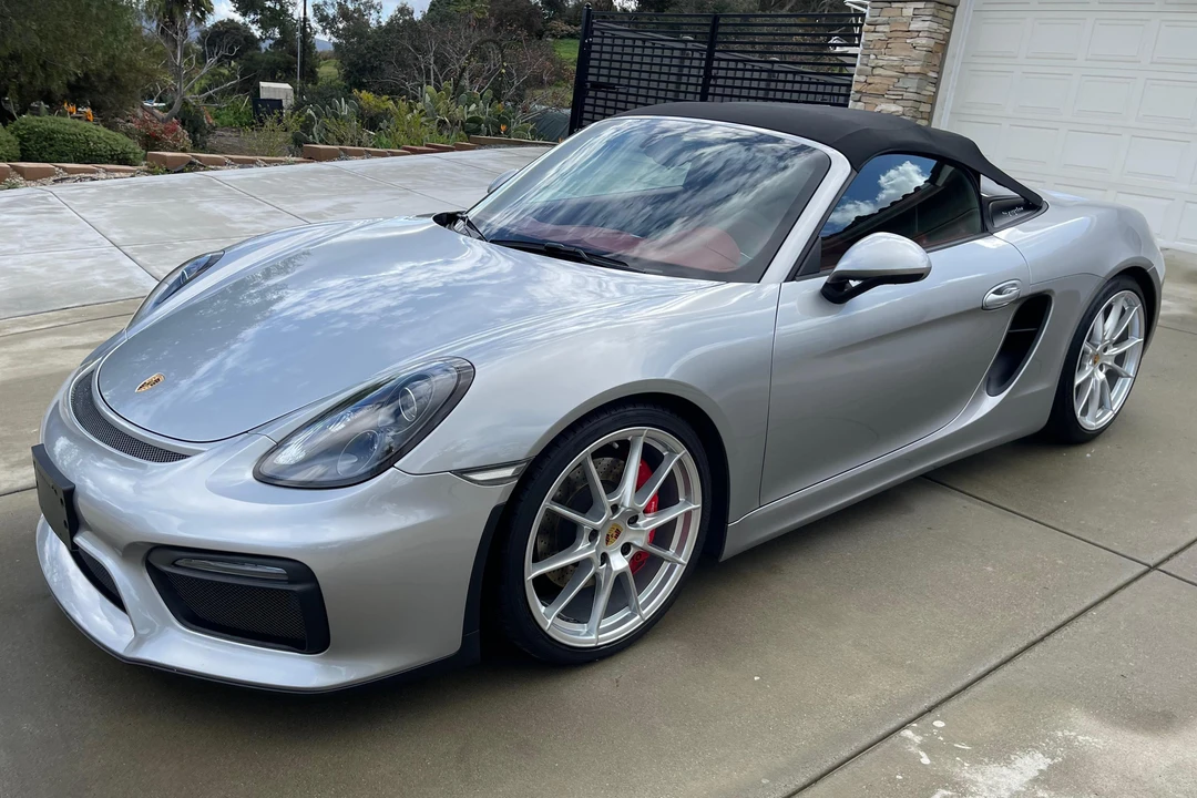 2016 Porsche 981 Boxster Spyder - Image 3 of 31