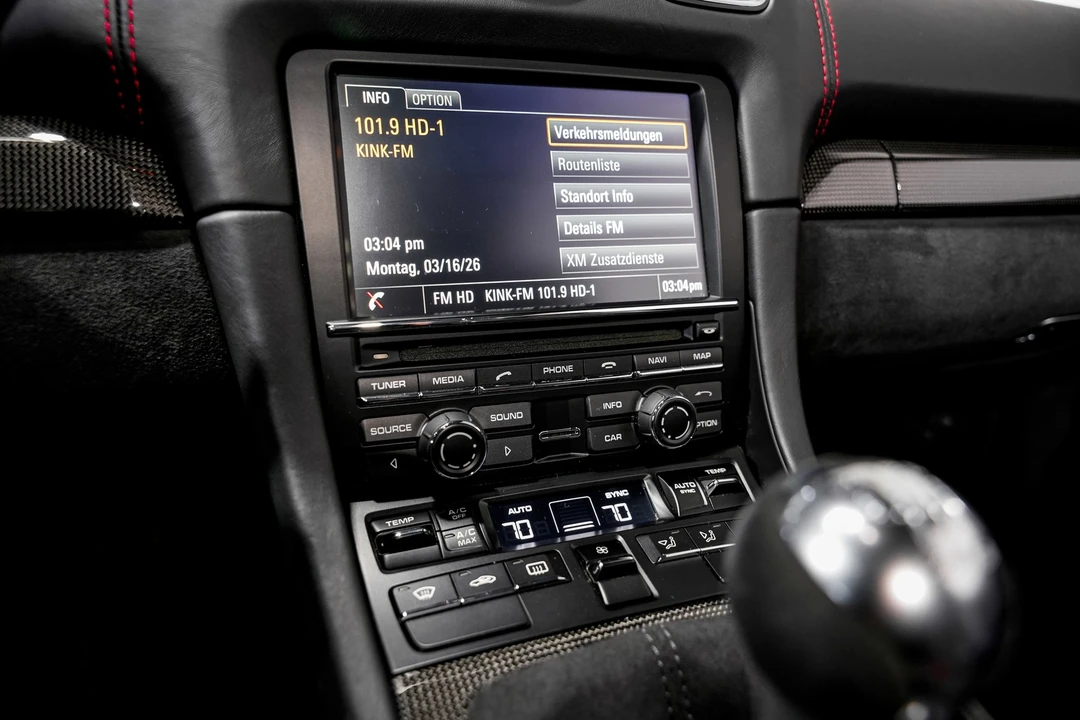 2016 Porsche 981 Boxster Spyder - Image 13 of 21