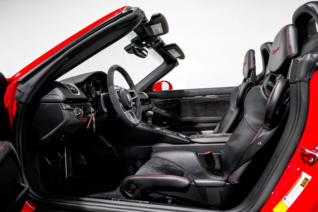 2016 Porsche 981 Boxster Spyder - Image 18 of 21