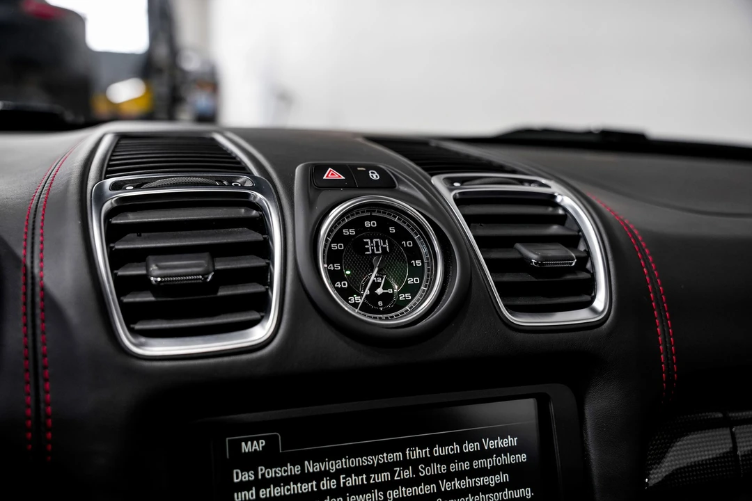2016 Porsche 981 Boxster Spyder - Image 12 of 21
