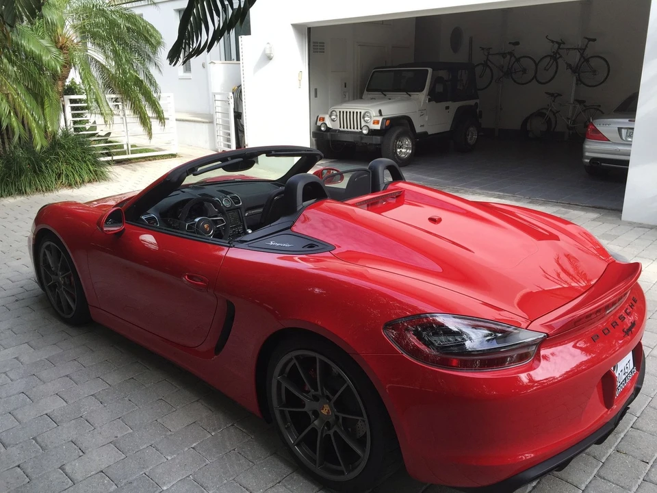 2016 Porsche 981 Boxster Spyder - Image 2 of 4