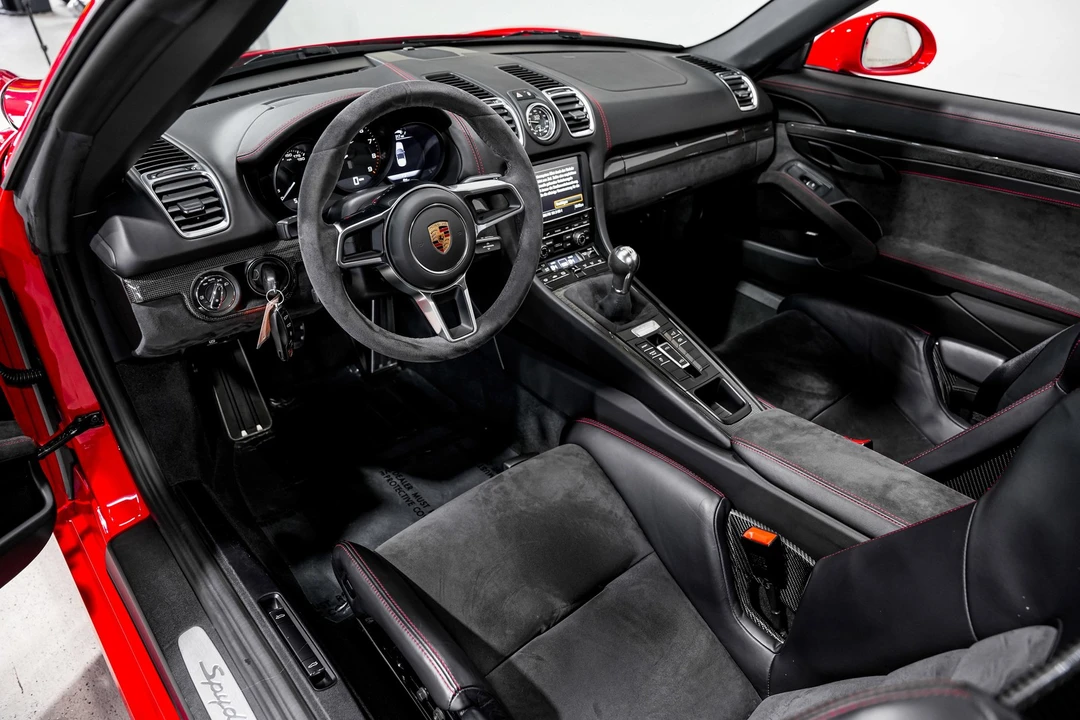 2016 Porsche 981 Boxster Spyder - Image 9 of 21