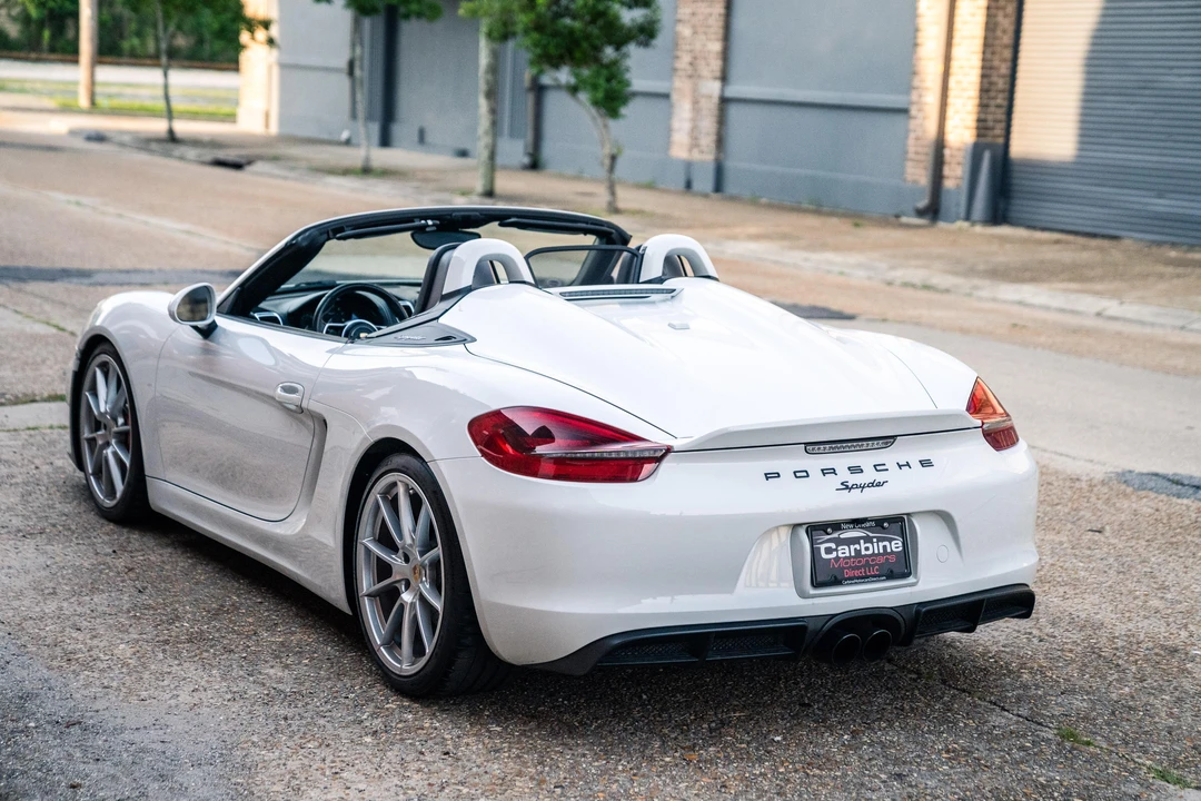2016 Porsche 981 Boxster Spyder - Image 13 of 31