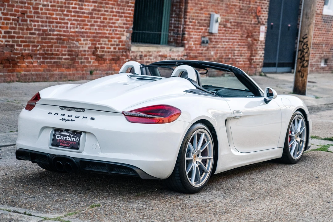 2016 Porsche 981 Boxster Spyder - Image 15 of 31