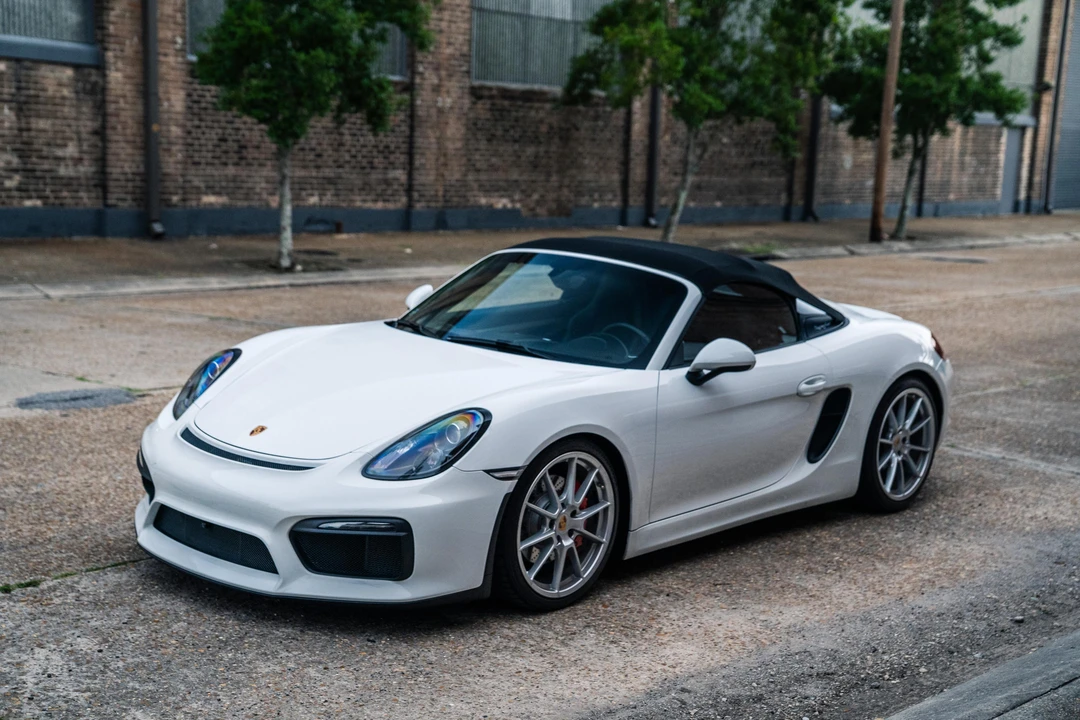 2016 Porsche 981 Boxster Spyder - Image 30 of 31