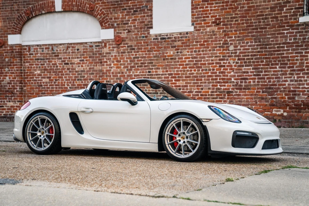 2016 Porsche 981 Boxster Spyder - Image 22 of 31