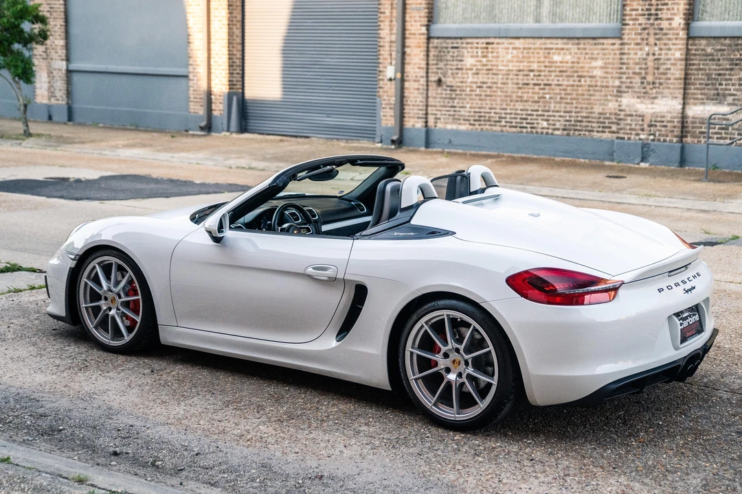 2016 Porsche 981 Boxster Spyder - Image 11 of 31